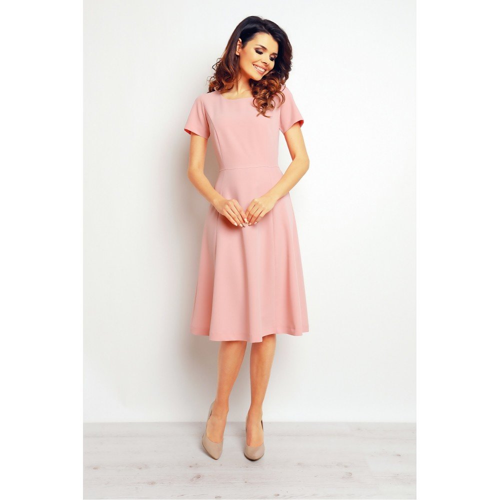 Платья на выпускной в стиле Минимализм