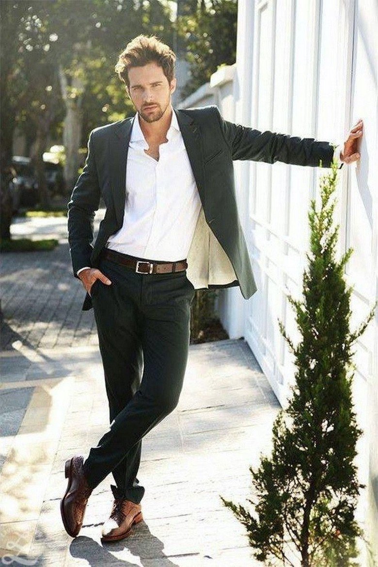 Белая рубашка черные брюки