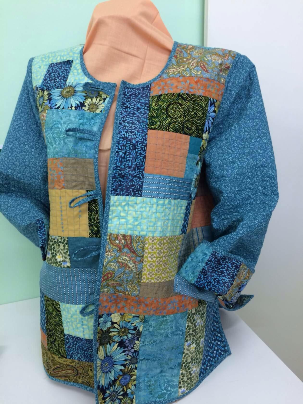 Комбинированный пиджак женский