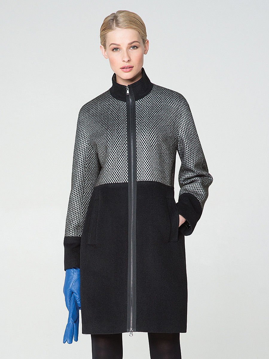 Пальто из трикотажа спортивное