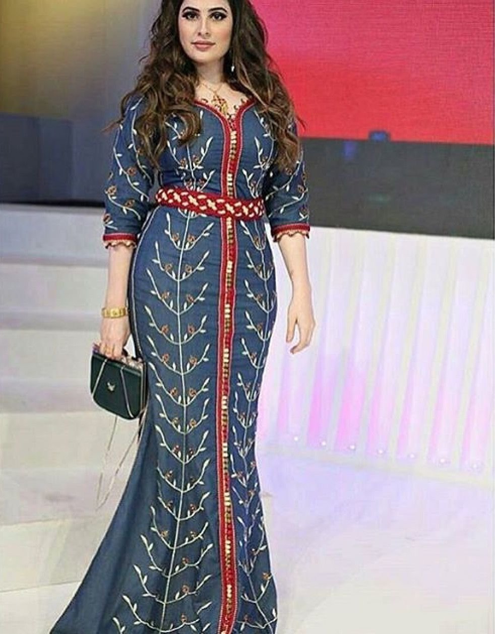 Красивые фасоны туркменских платьев