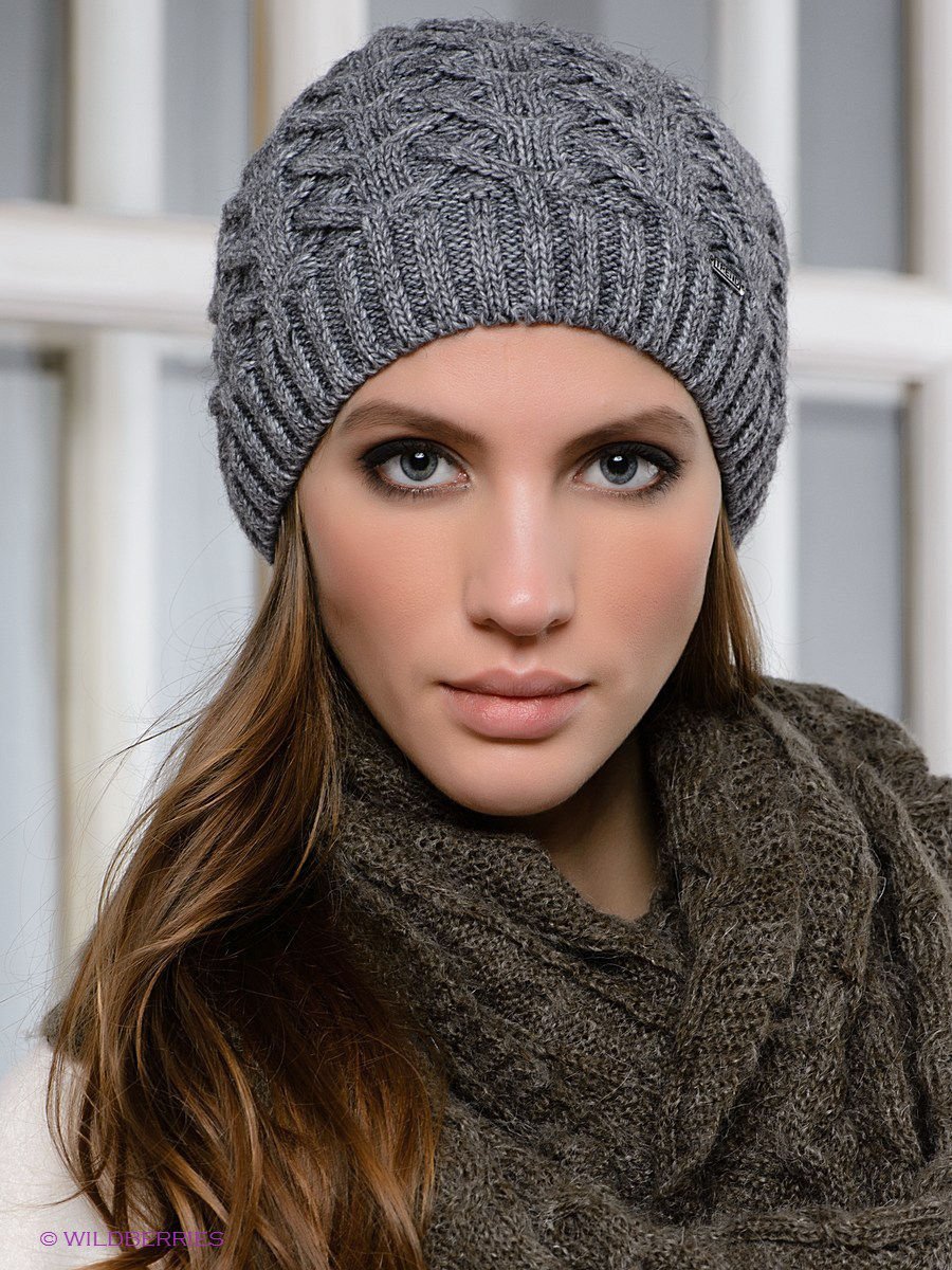 Фото красивых женщин в шляпах зимой