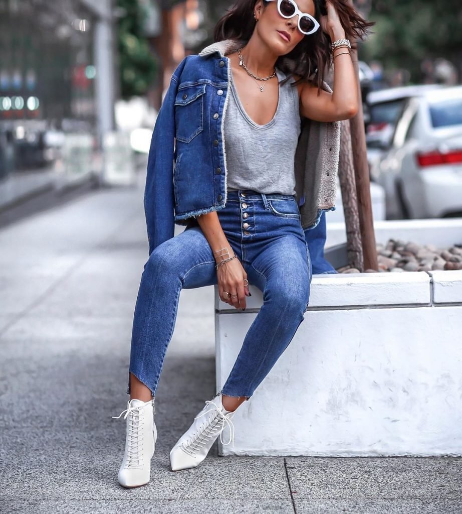 Свитшот с джинсами