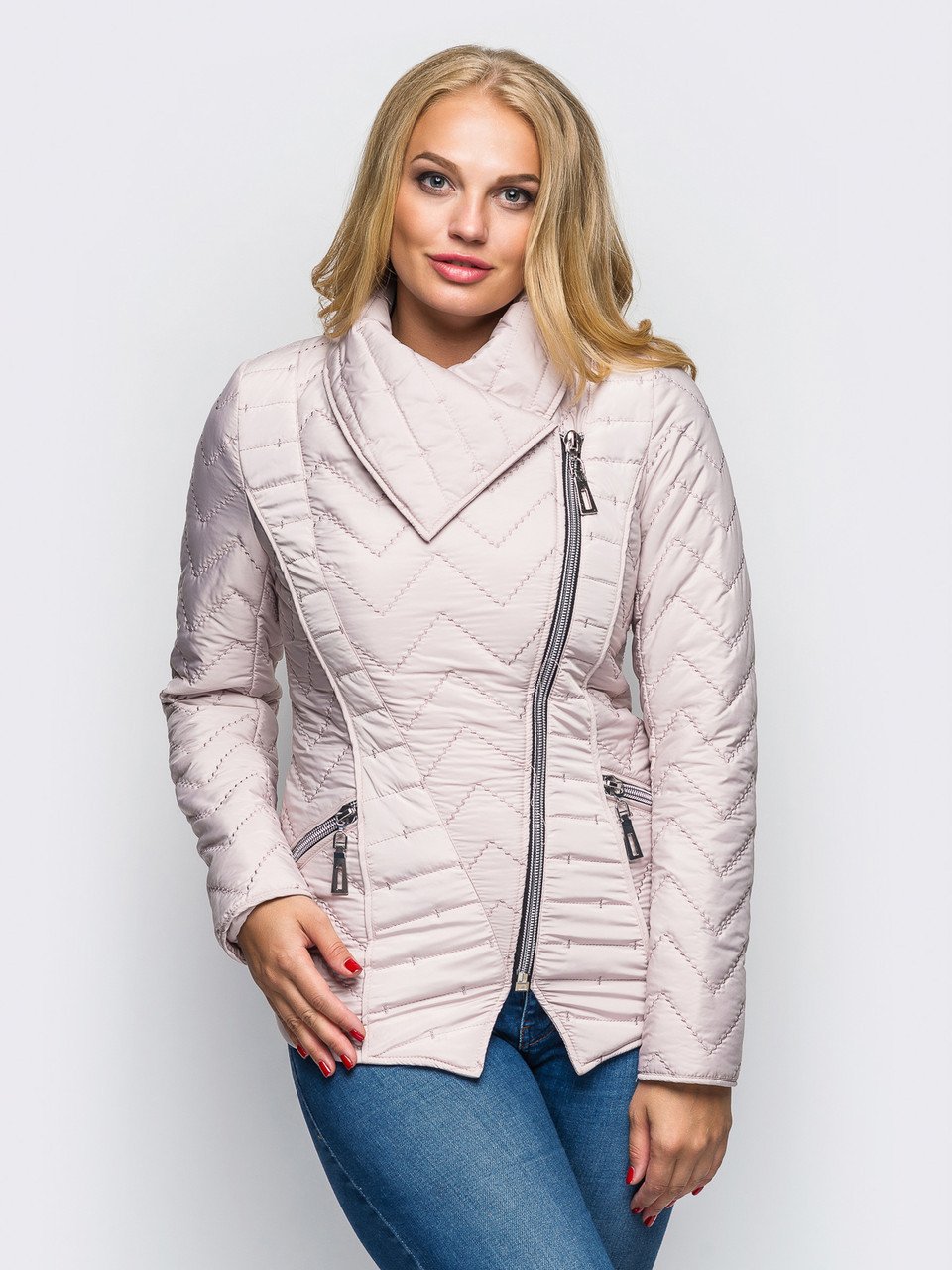 Короткий пуховик женский