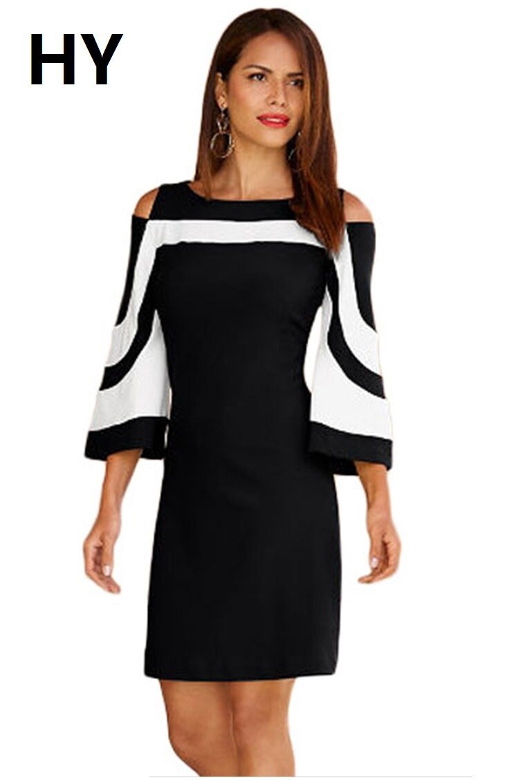 Платье со вставками по бокам