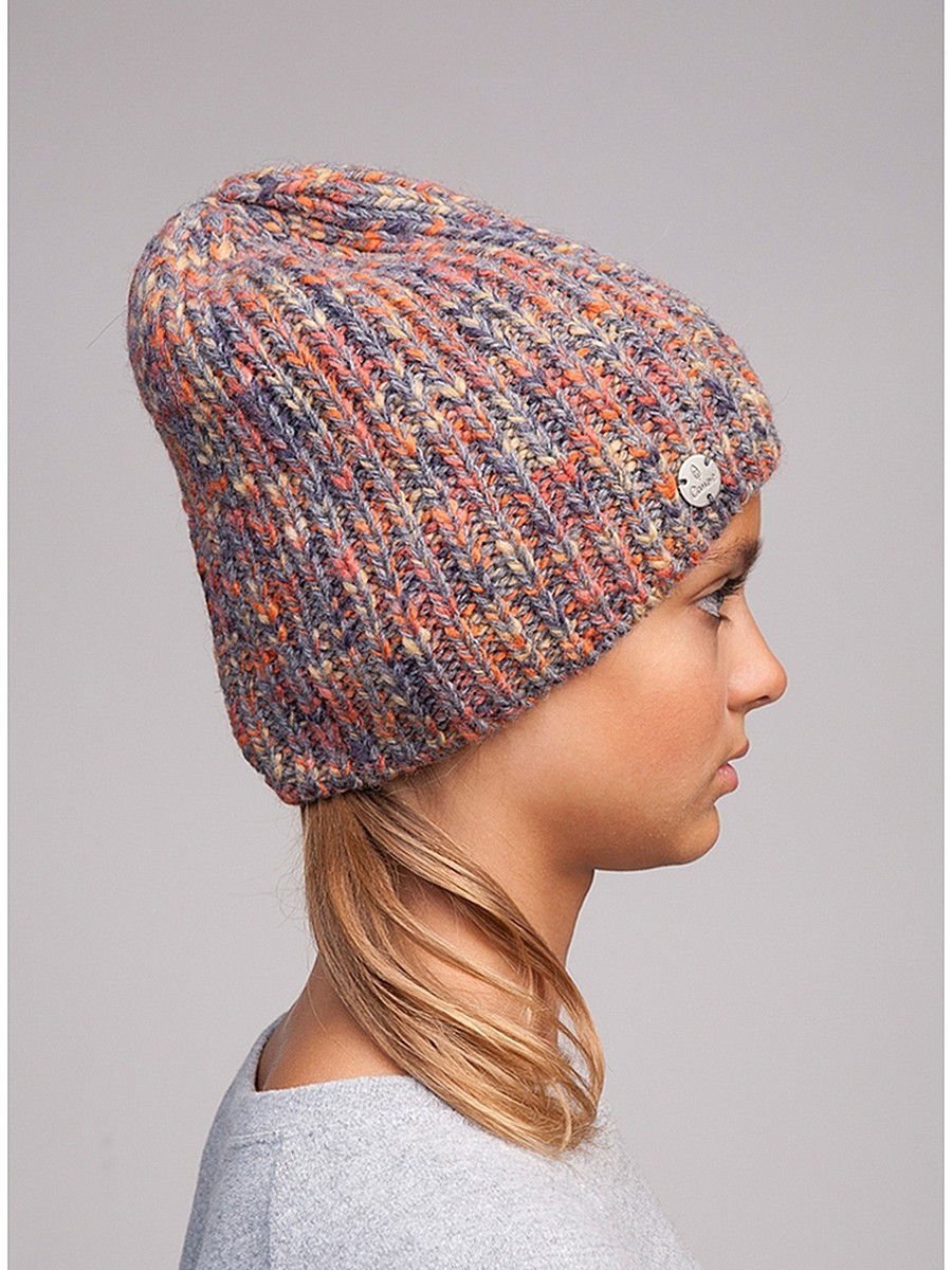Шапка из меланжевой пряжи