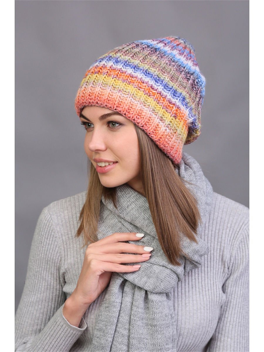 Шапка из секционной пряжи