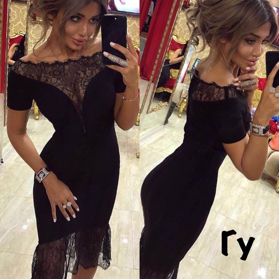 Платье с кружевной тесьмой