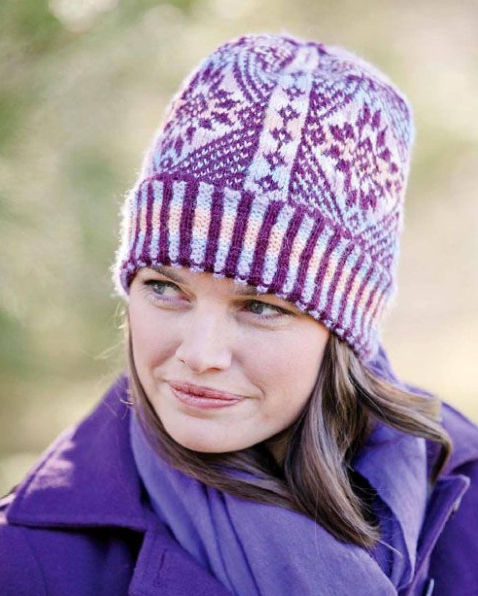 Шапка жаккард спицами