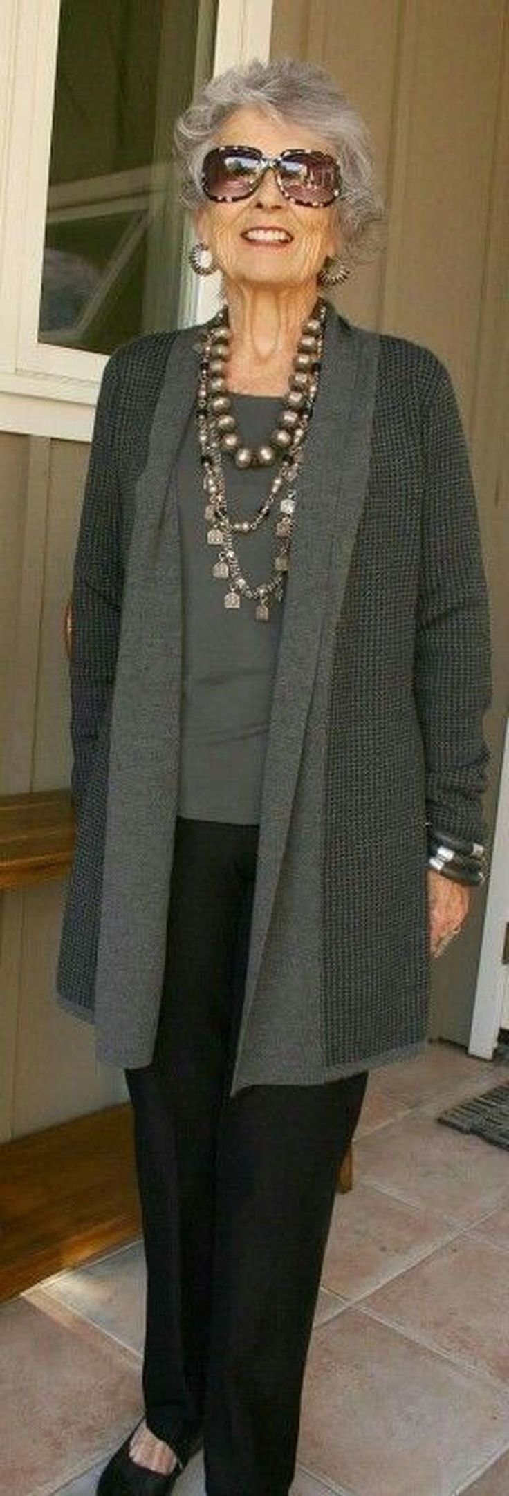 Пальто для полных женщин стильные