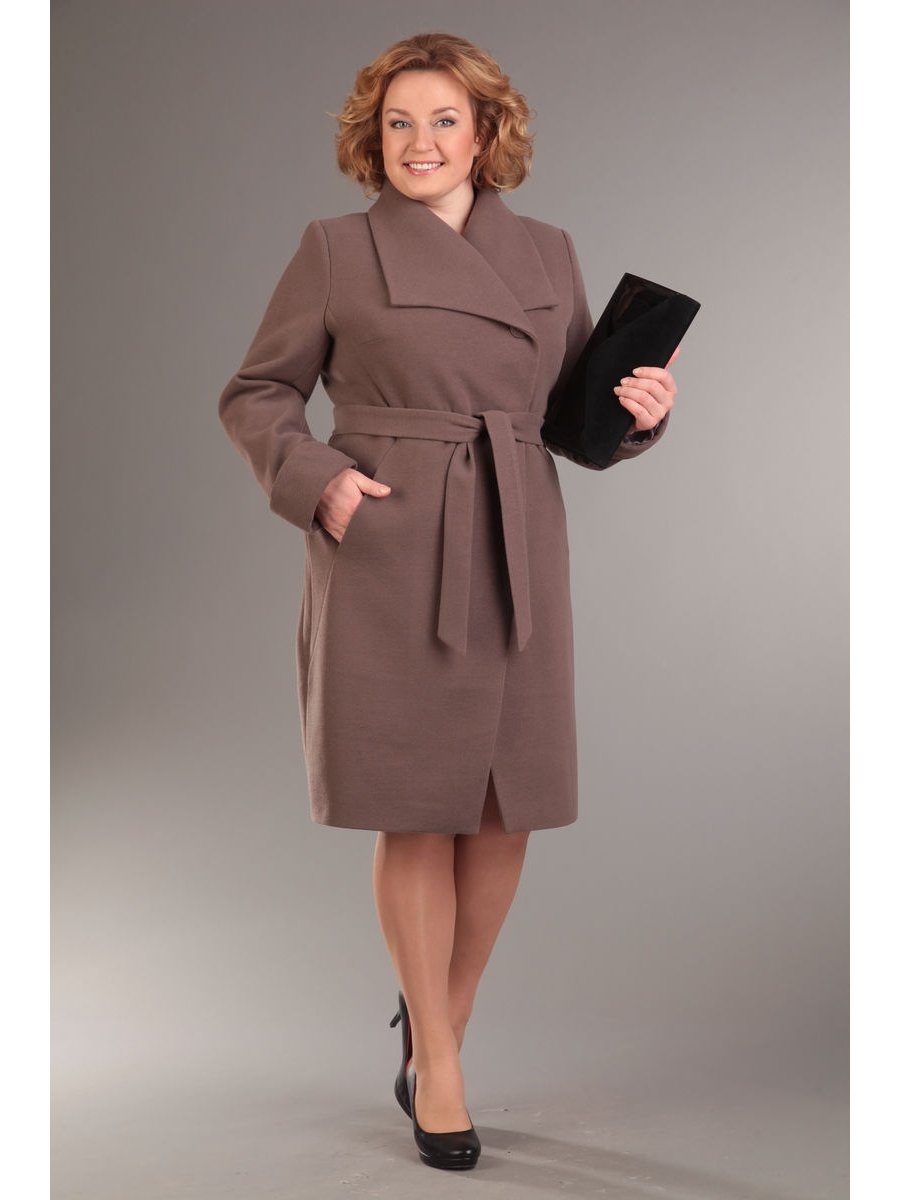 Пальто для женщин за 50