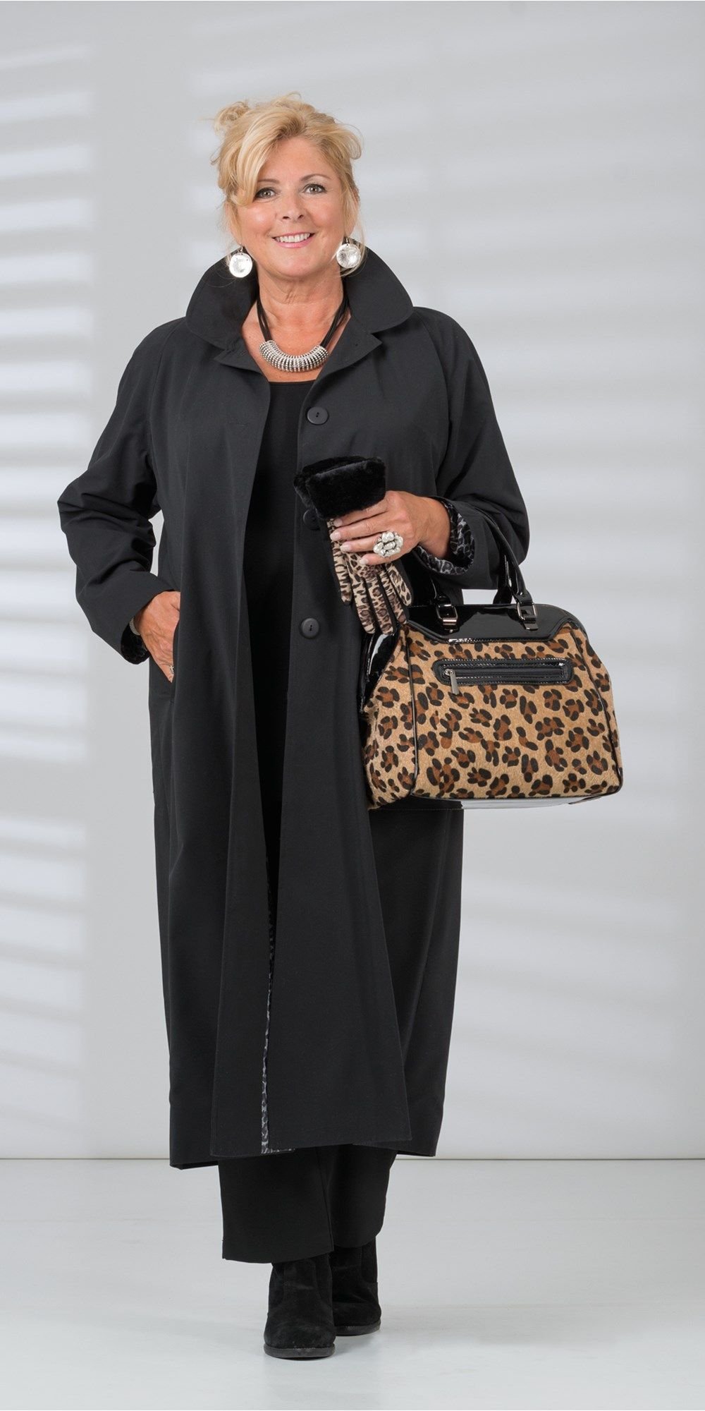 Пальто Эвелина Хромченко в пальто