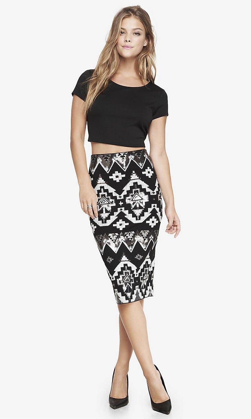 Белая стильная юбка карандаш