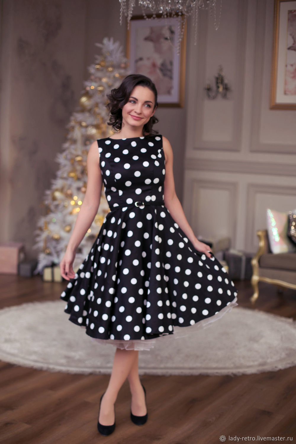 Украшения под платье в горошек