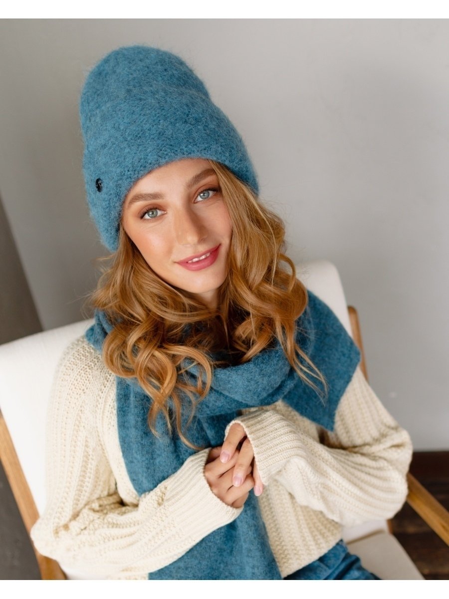 Вязаные шапки из альпаки