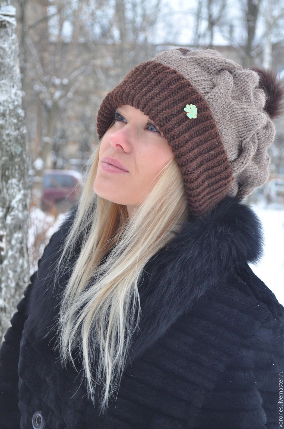 Вязание шапки из велюровой пряжи