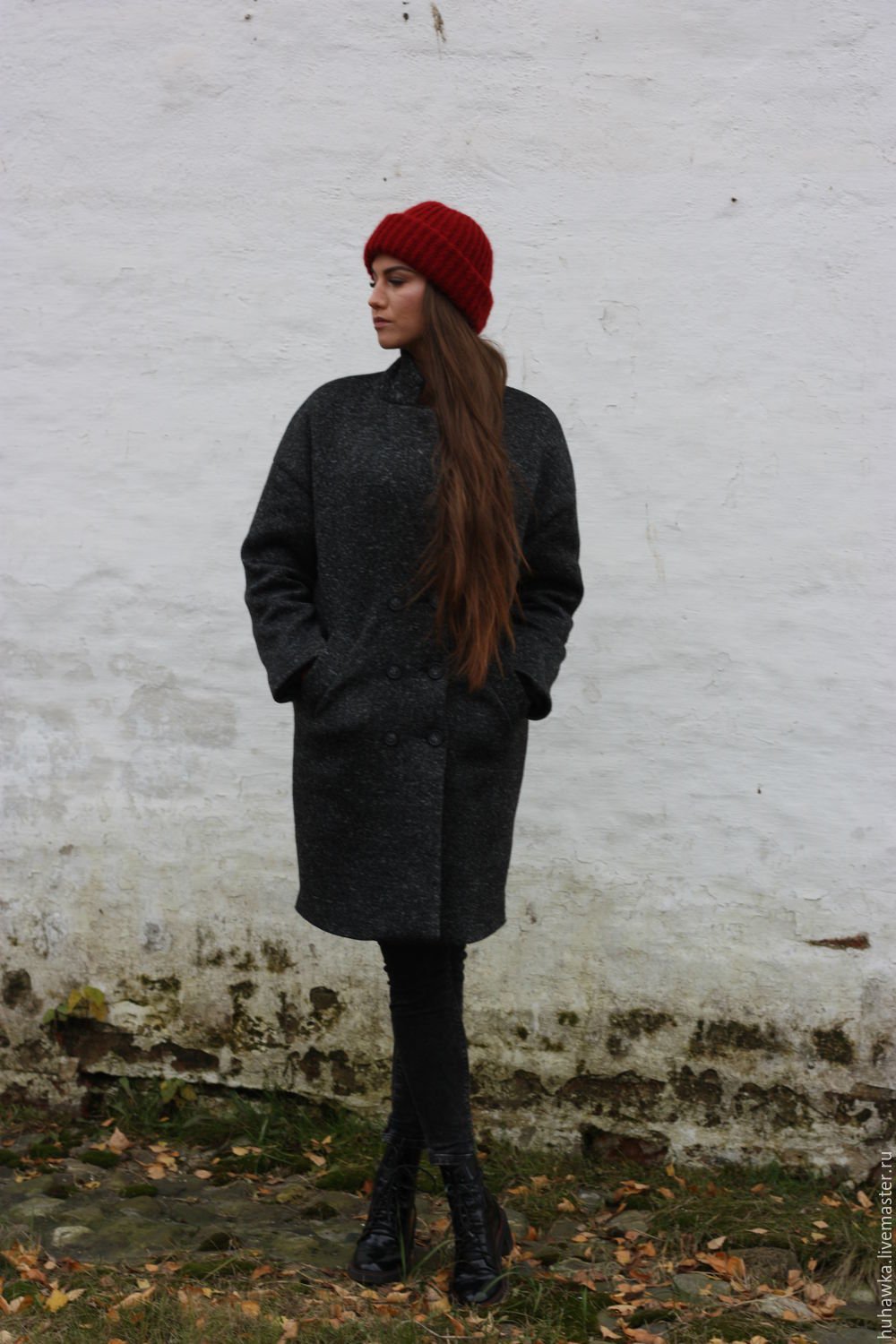Шапка под бордовое пальто женское
