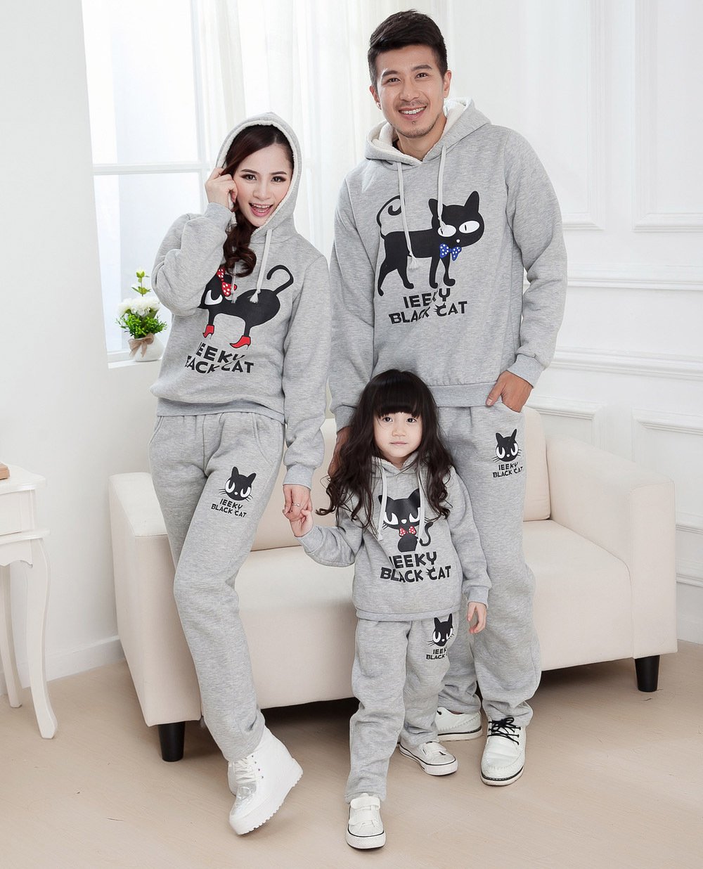 Парные спортивные костюмы адидас