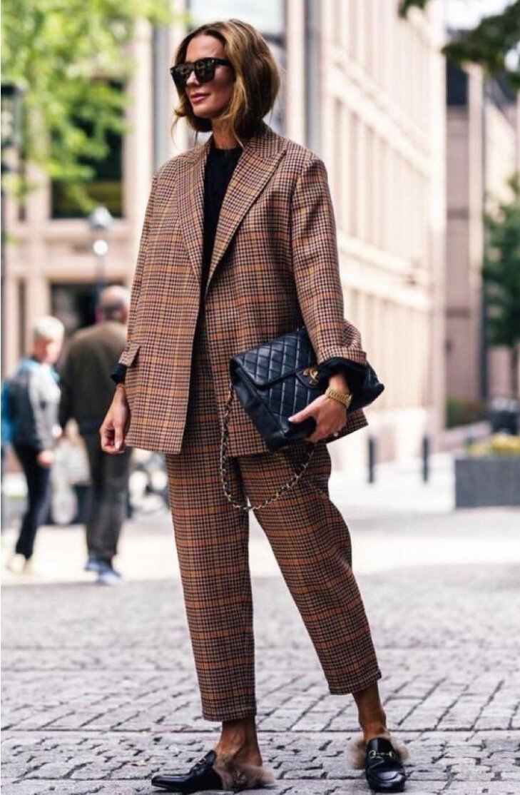 Брюки с рубашкой женские