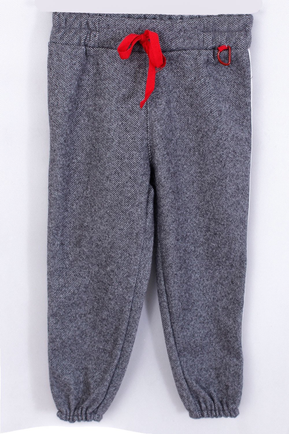 Классические мужские брюки с защипами