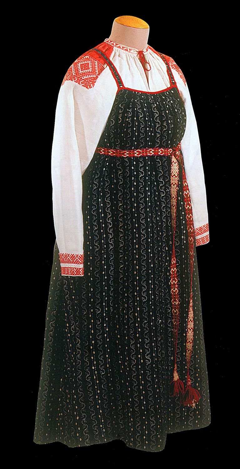 Традиционный Уральский косоклинный сарафан