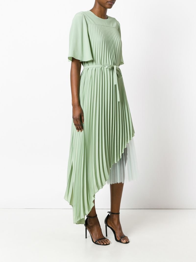 Платье из плиссированной ткани трикотажное