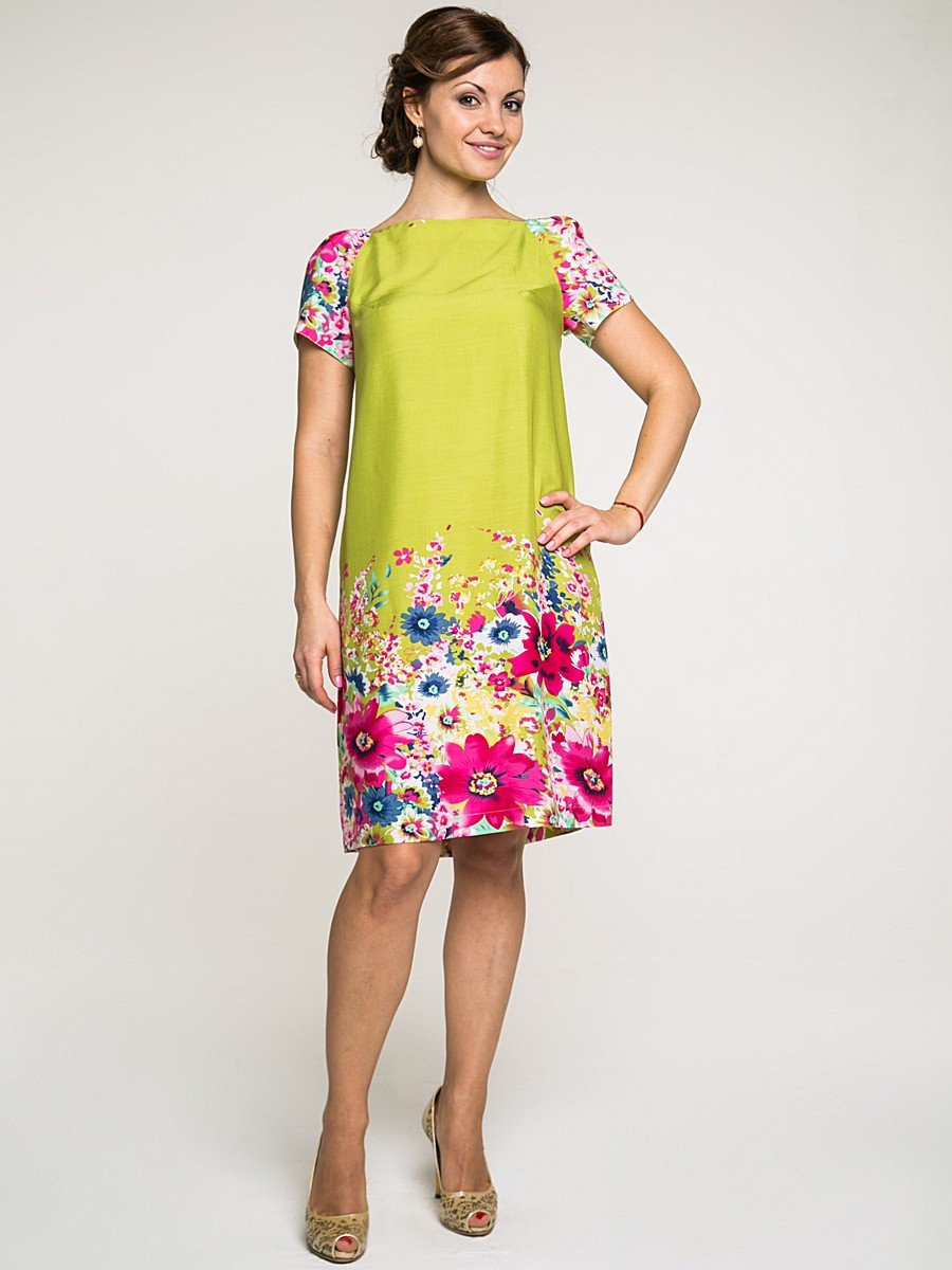 Платье из цветного шелка