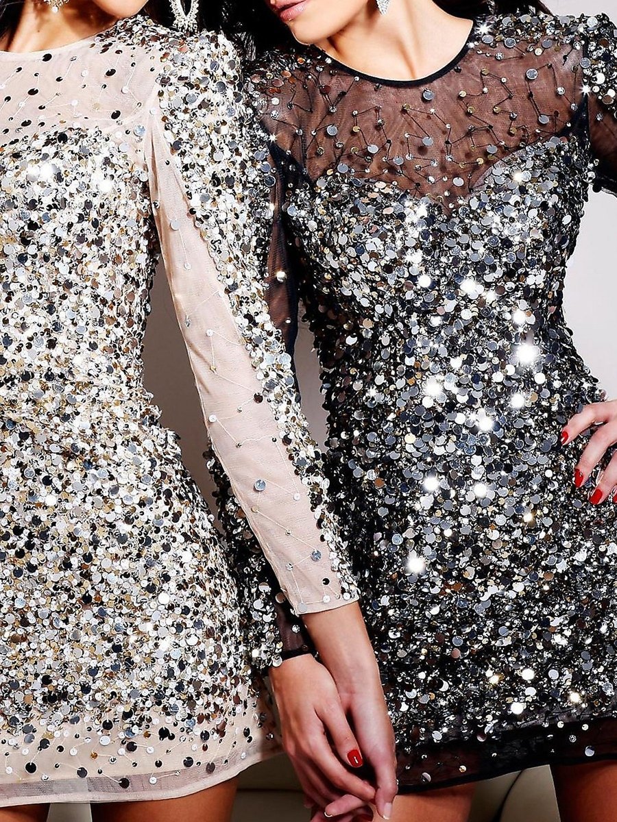 Синее платье с камушками