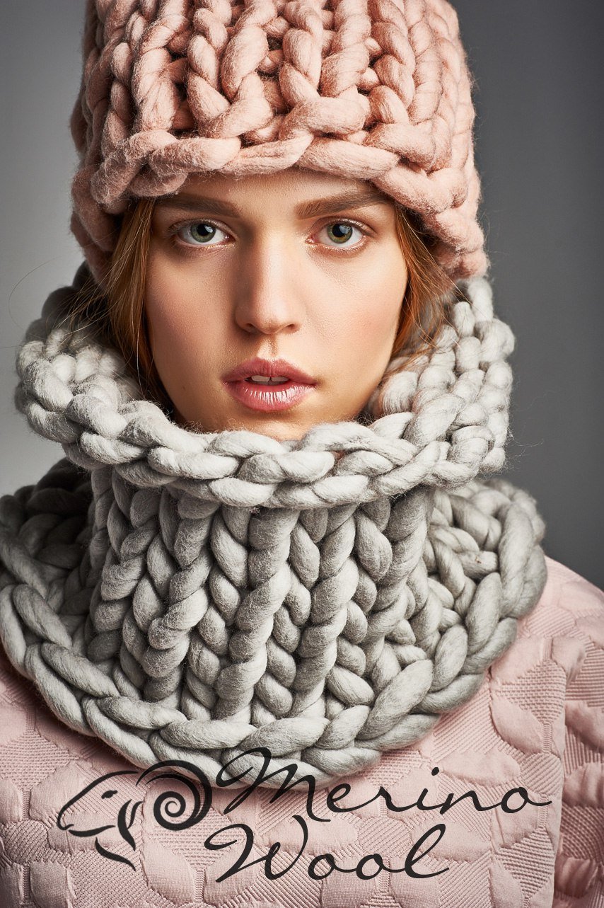Шапка из мериносовой пряжи