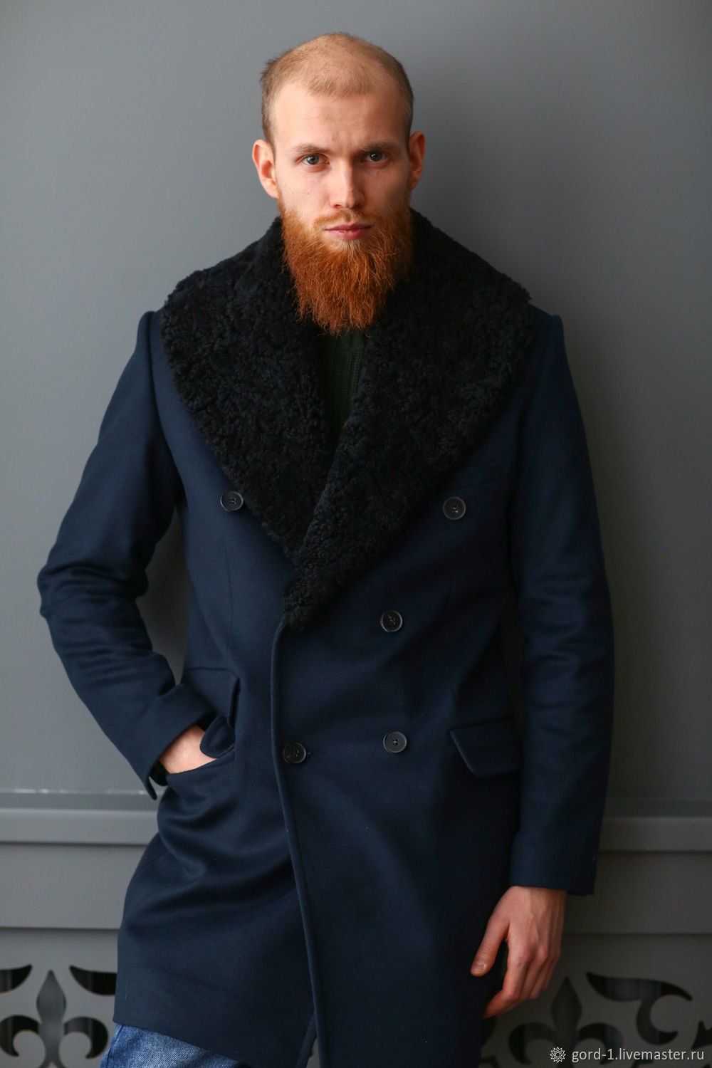 Мужское пальто из каракуля