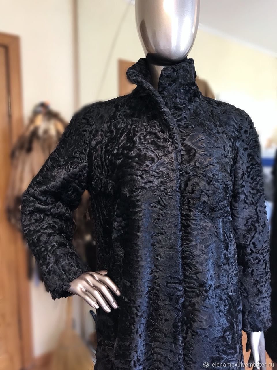Мужская шуба из каракуля