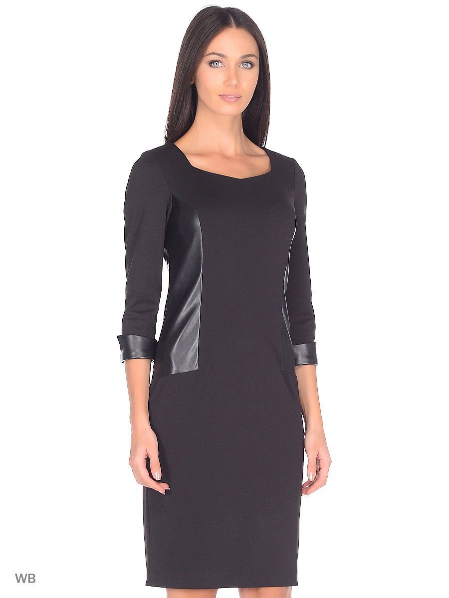 Платье со вставками по бокам