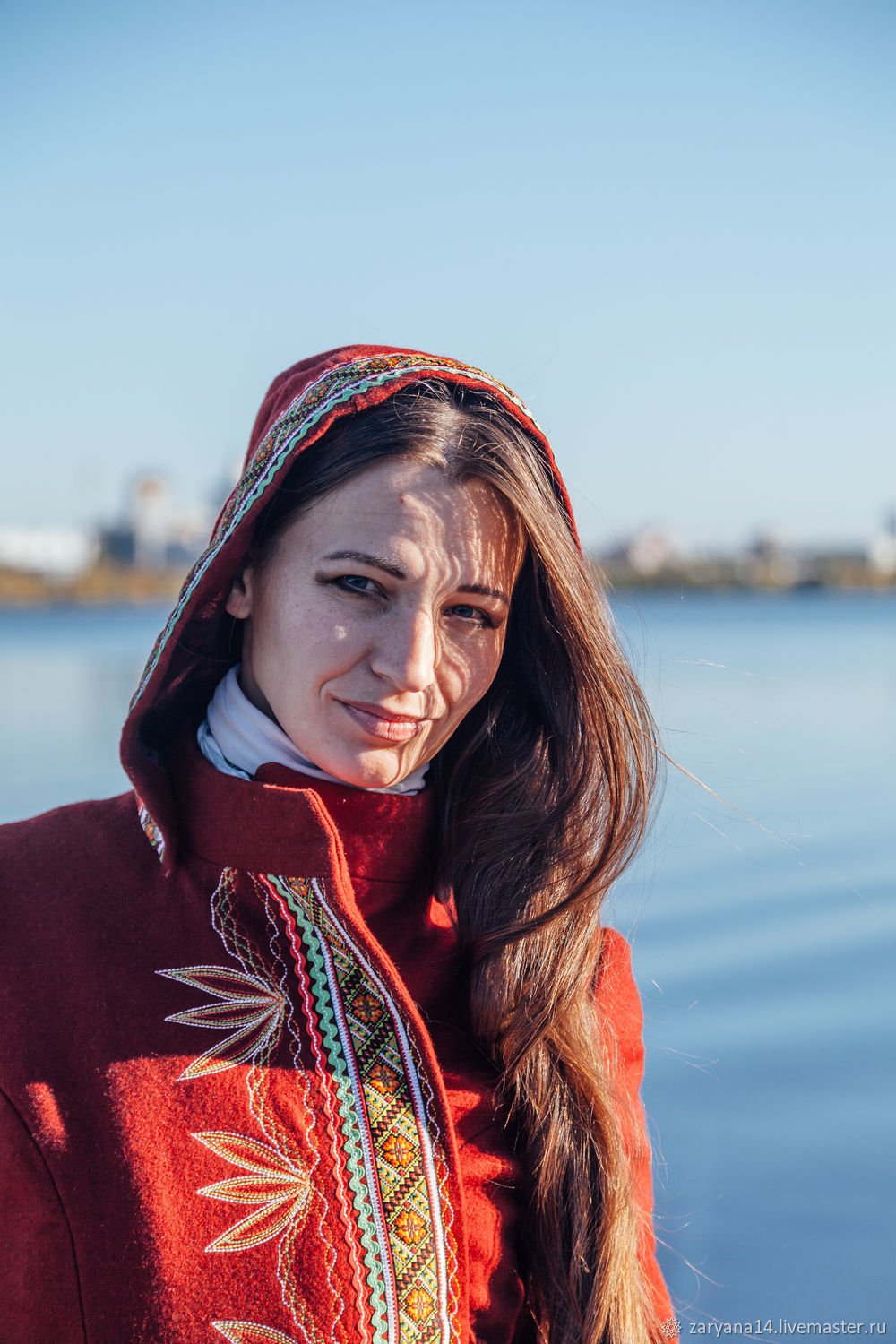 Пальто с национальном стиле