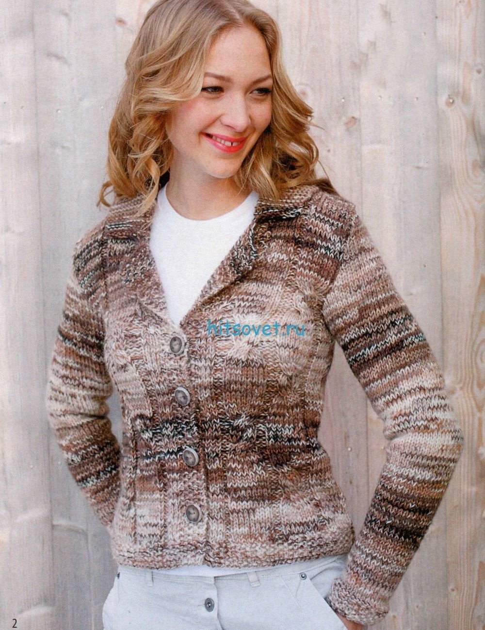 Свитер из разноцветной пряжи