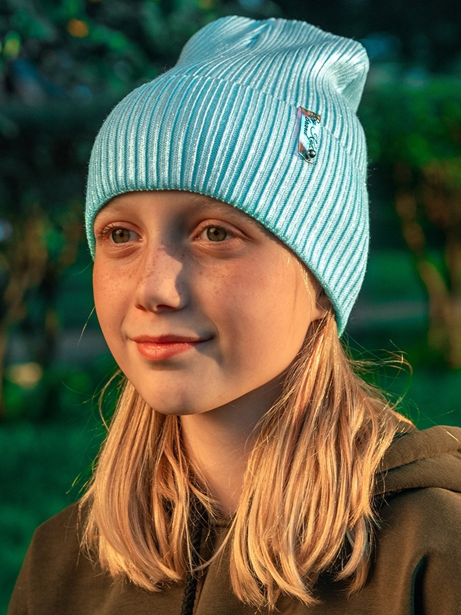 Шапка с отворотом для девочки