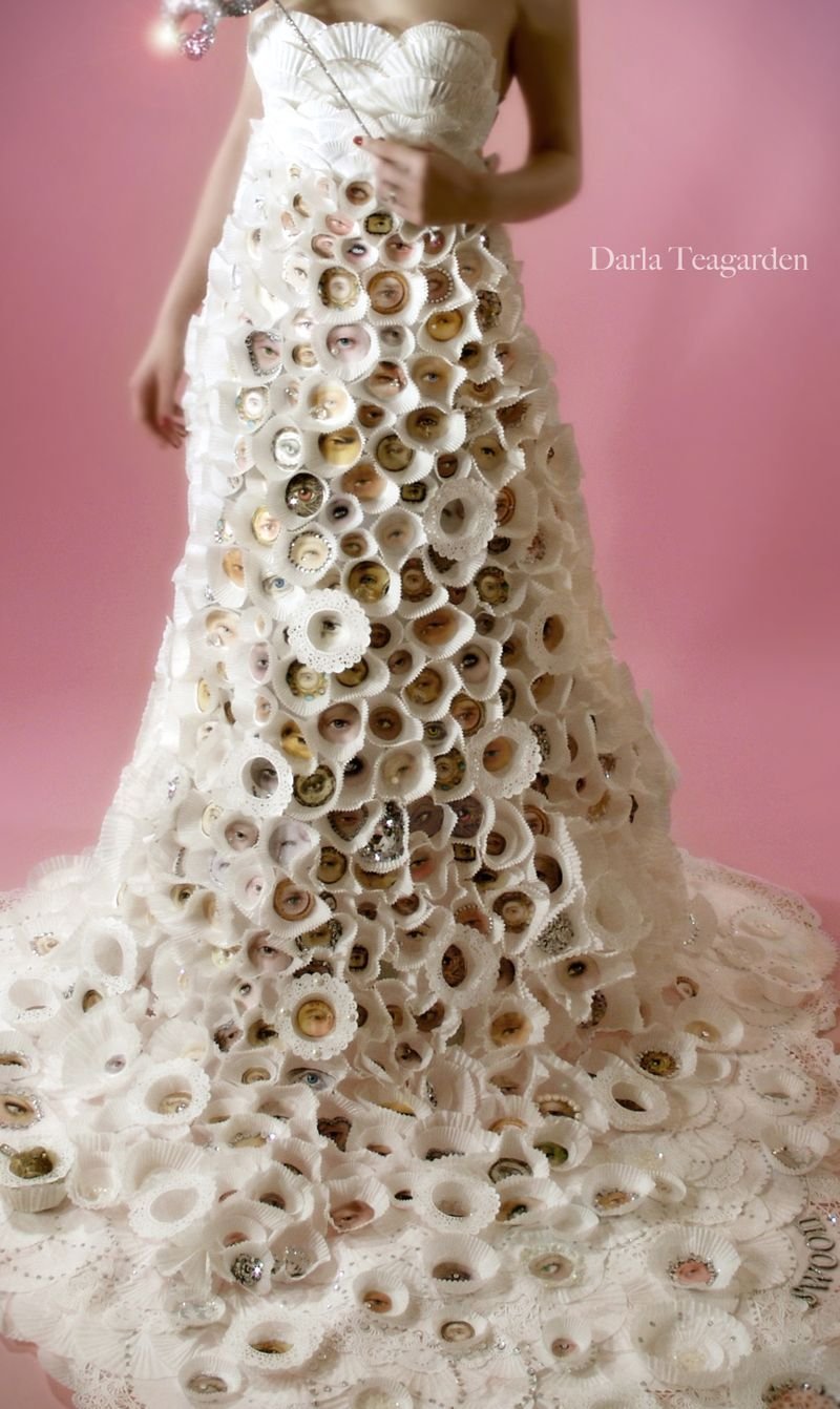 Платье из лепестков