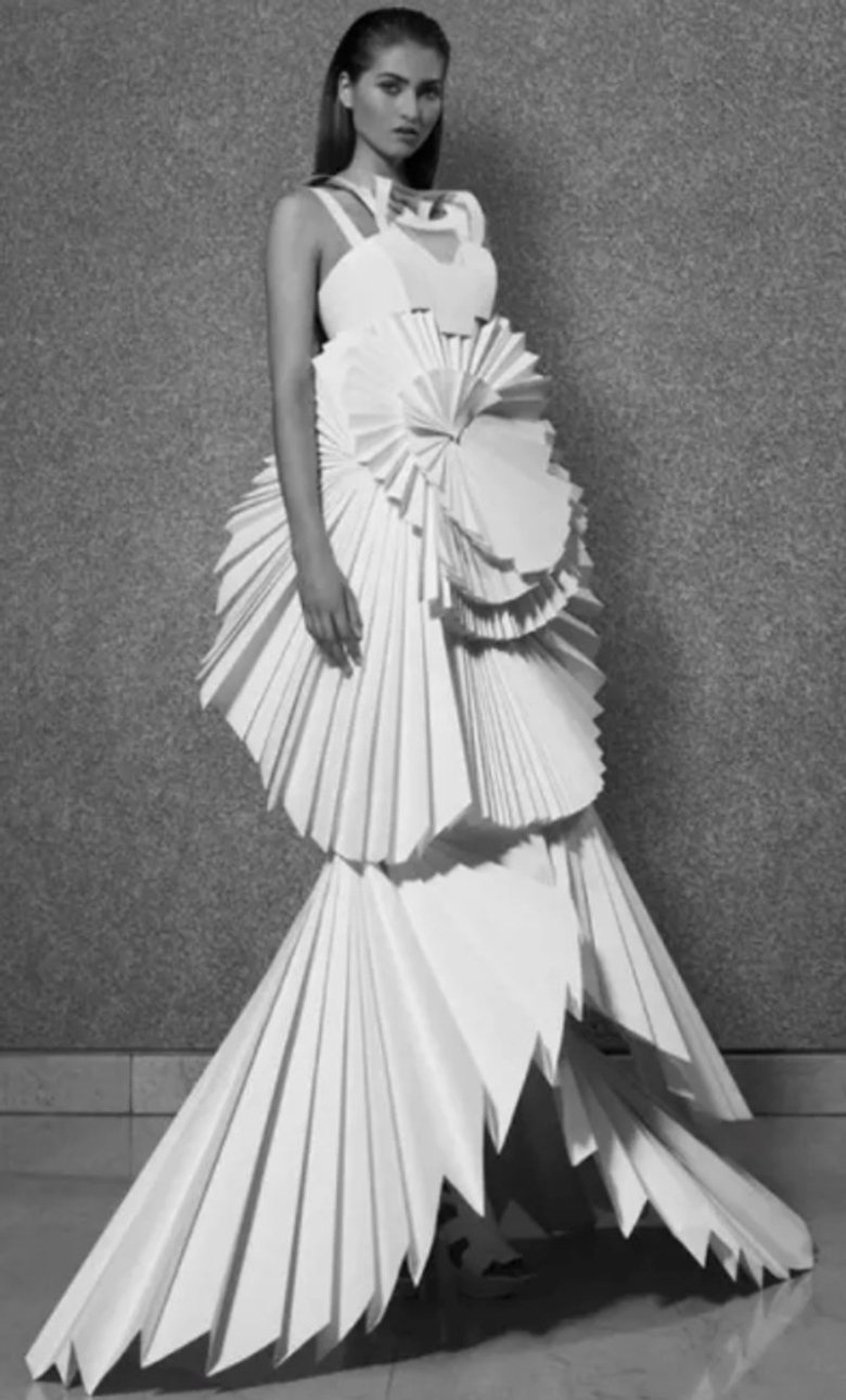 Пышное платье из бумаги