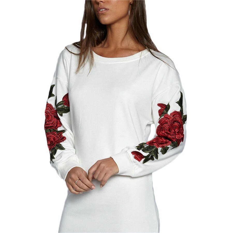 Свитер с розами