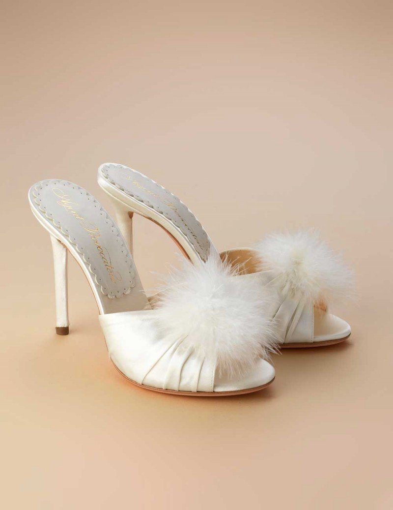 Домашние туфли с пушком