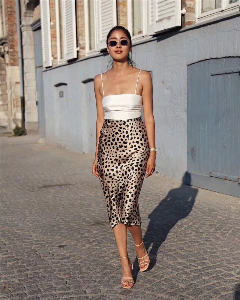 Юбка в бельевом стиле