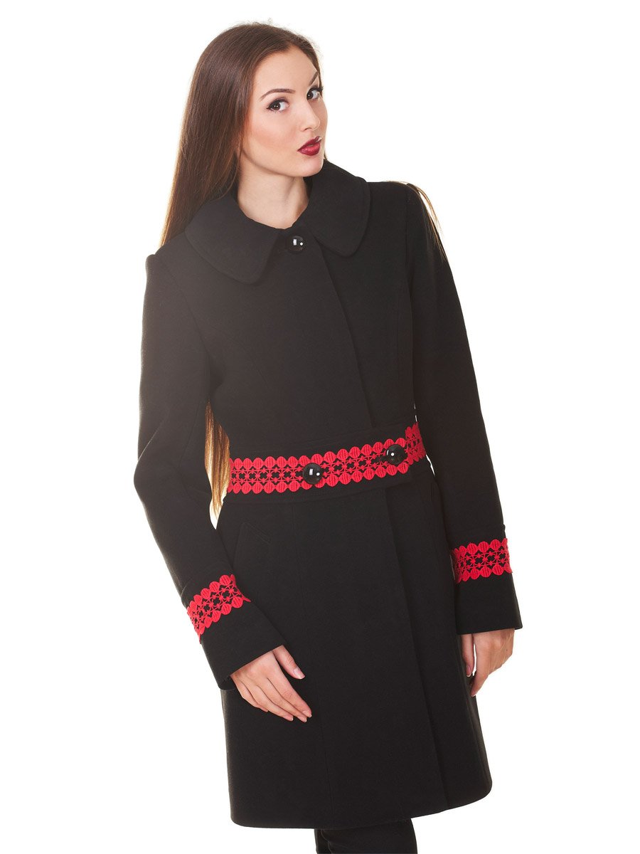 Пальто черное с красной отделкой