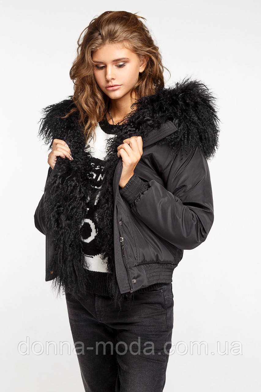 Мех лама на капюшоне