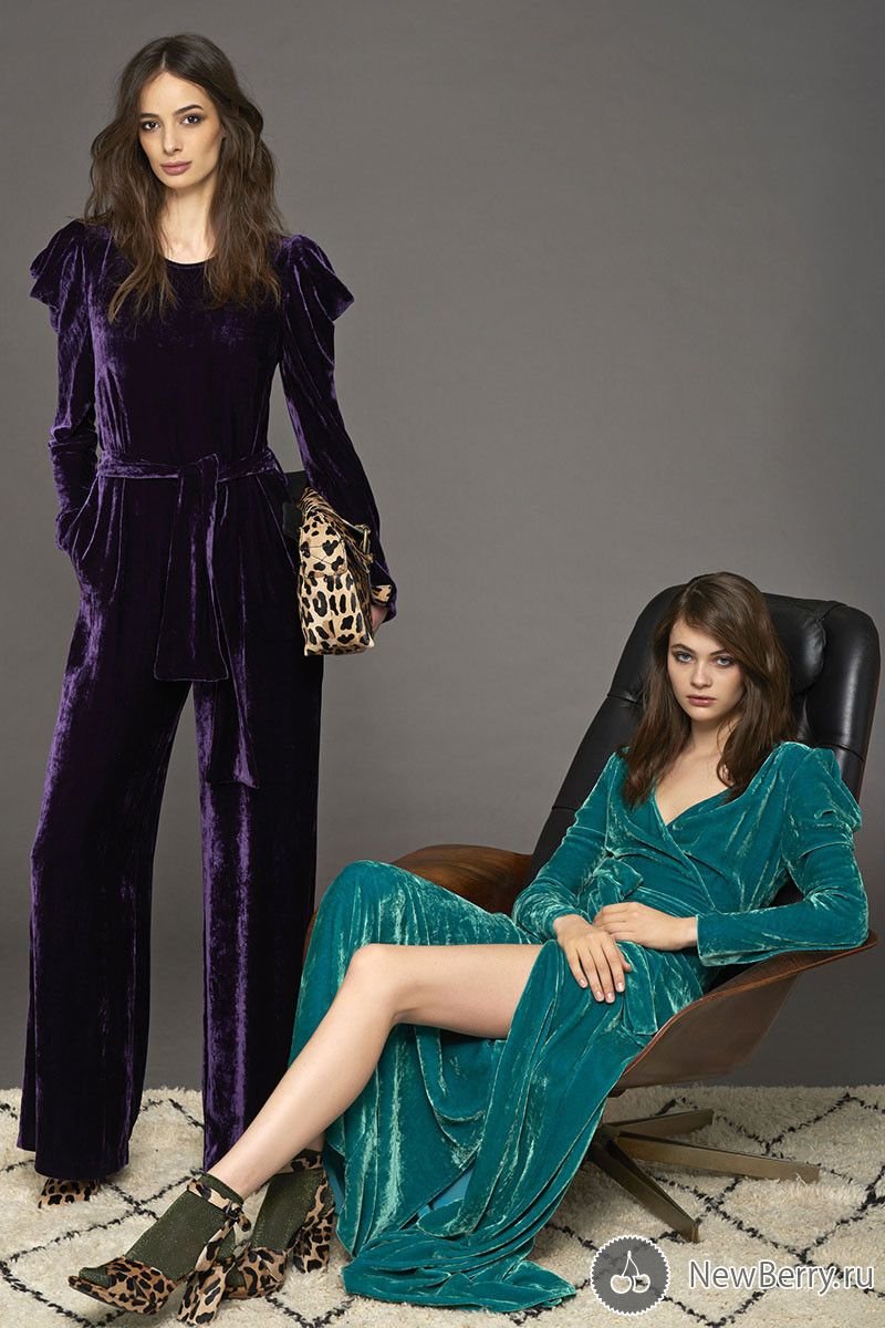 Бархатное платье Гланс