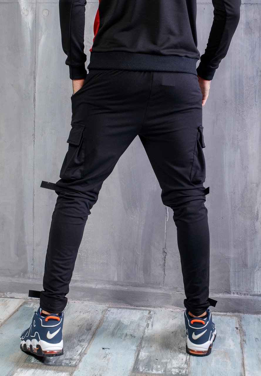 Спортивные штаны с манжетами