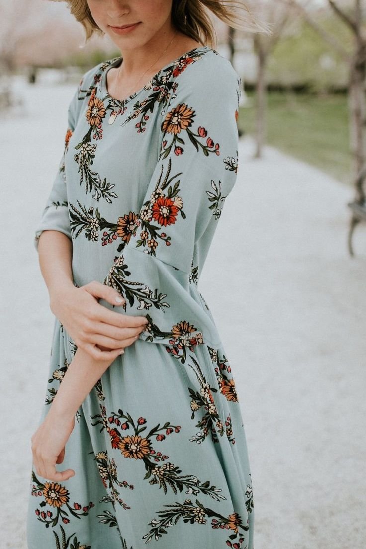 Платья для девушек с маленькой грудью