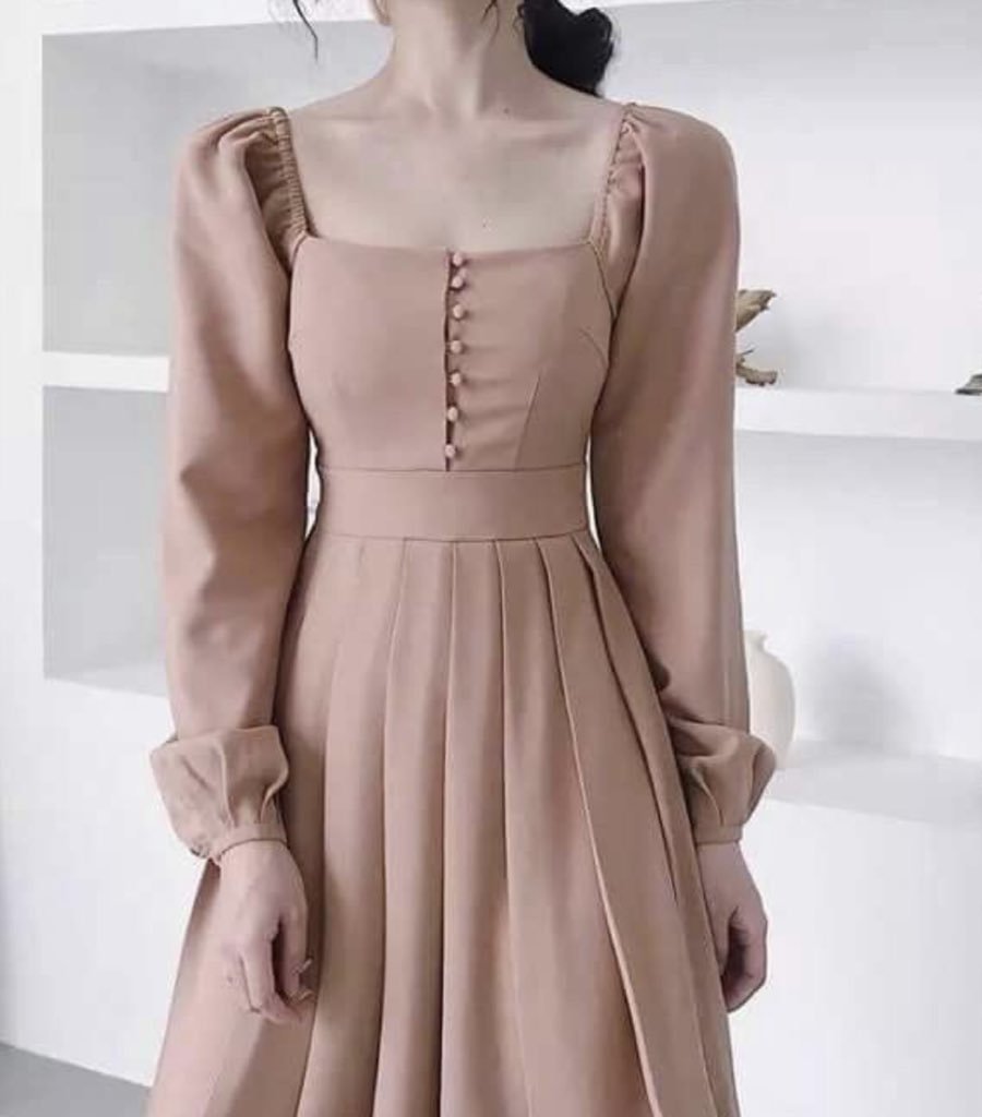 Короткое платье