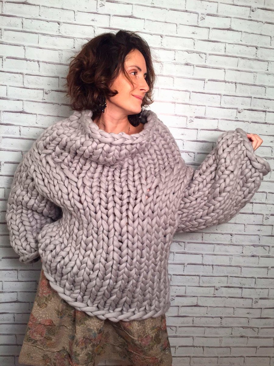 Кардиган бомбер спицами из толстой пряжи