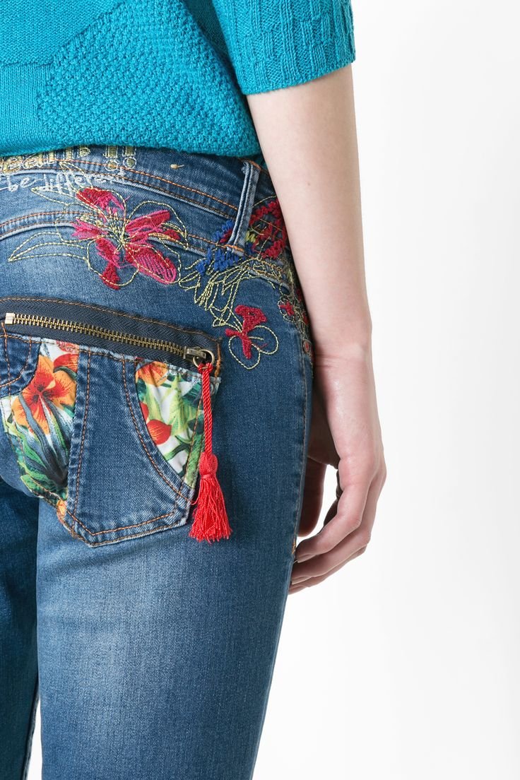 Джинсы с надписями мужские