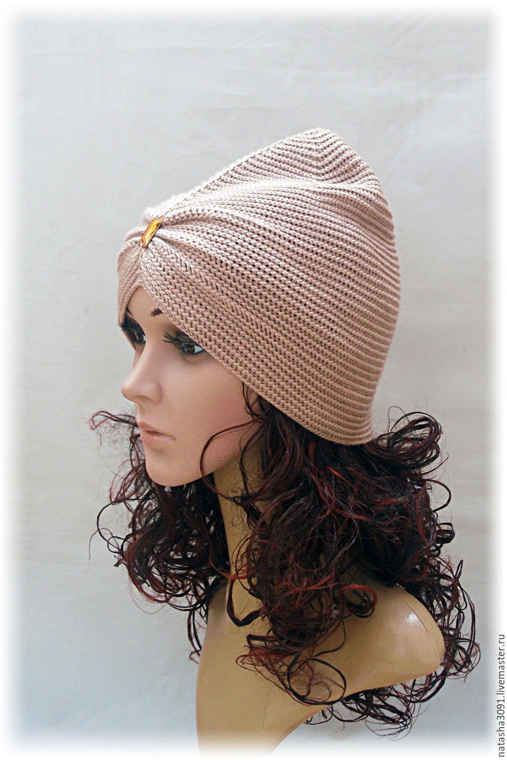 Елена Васильева шапка Робин Гуд