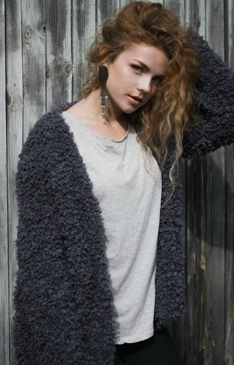 Кофта из буклированной пряжи